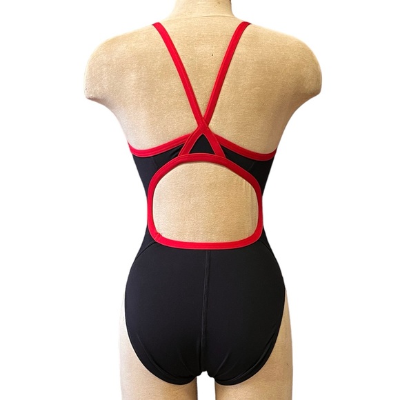 Speedo Swimsuit One Piece Endurance Flyback Black Red 6 32 6/32 - Picture 4 of 5